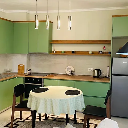 Trails Center Apartment *